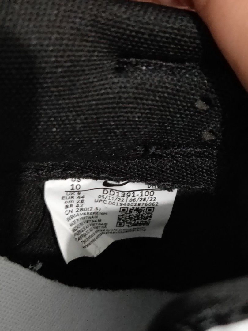 Nike Dunk Low Panda Mens US 10 / 44 (Nike Kokas Pairs Nego), Fesyen