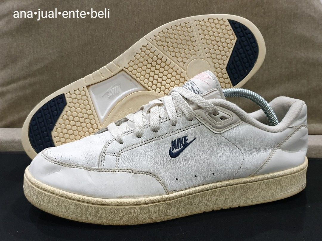 NIKE GRANDSTAND II CLASSIC TRAINERS 9.5uk Kondisi Padu
