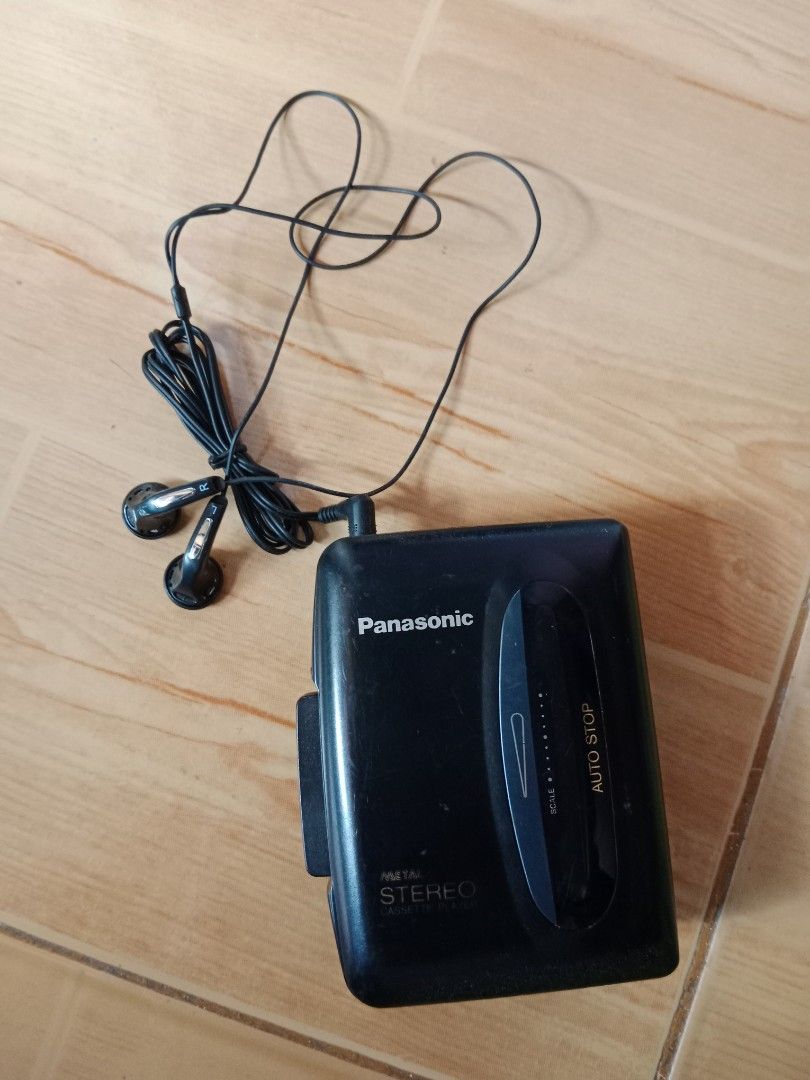 Panasonic mini cassette player, Audio, Portable Music Players on Carousell