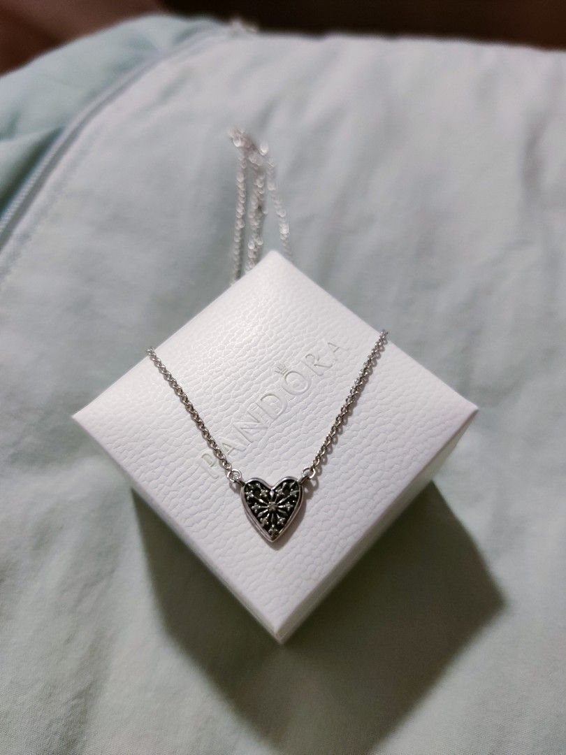 Heart of winter necklace pandora top