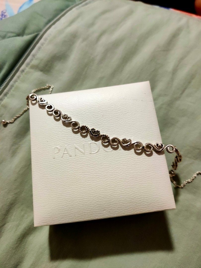 Heart swirls choker best sale pandora