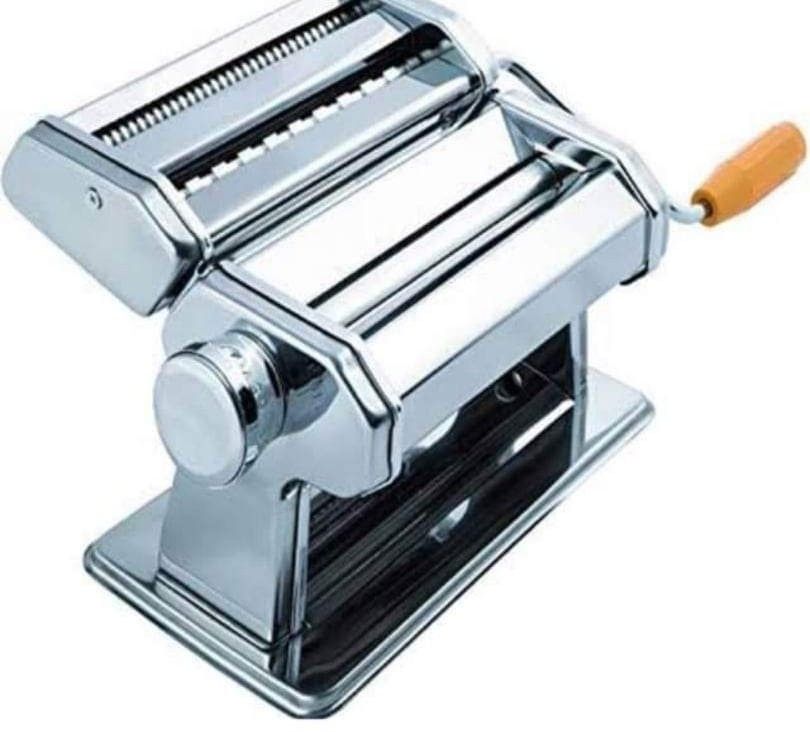 Pasta Maker (Category: Other Kitchen Appliances) located in Makati City. Submitted by fruitful8 (Listing ID 1213009677, Image 3). Description: Pasta Maker for noodles sometimes hobbiest/ craft DIY maker use this ..