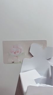 （分類：）位於 。 由 Una_Fish 提交（商品編號 1213135472，圖片 1）。簡介： 。
