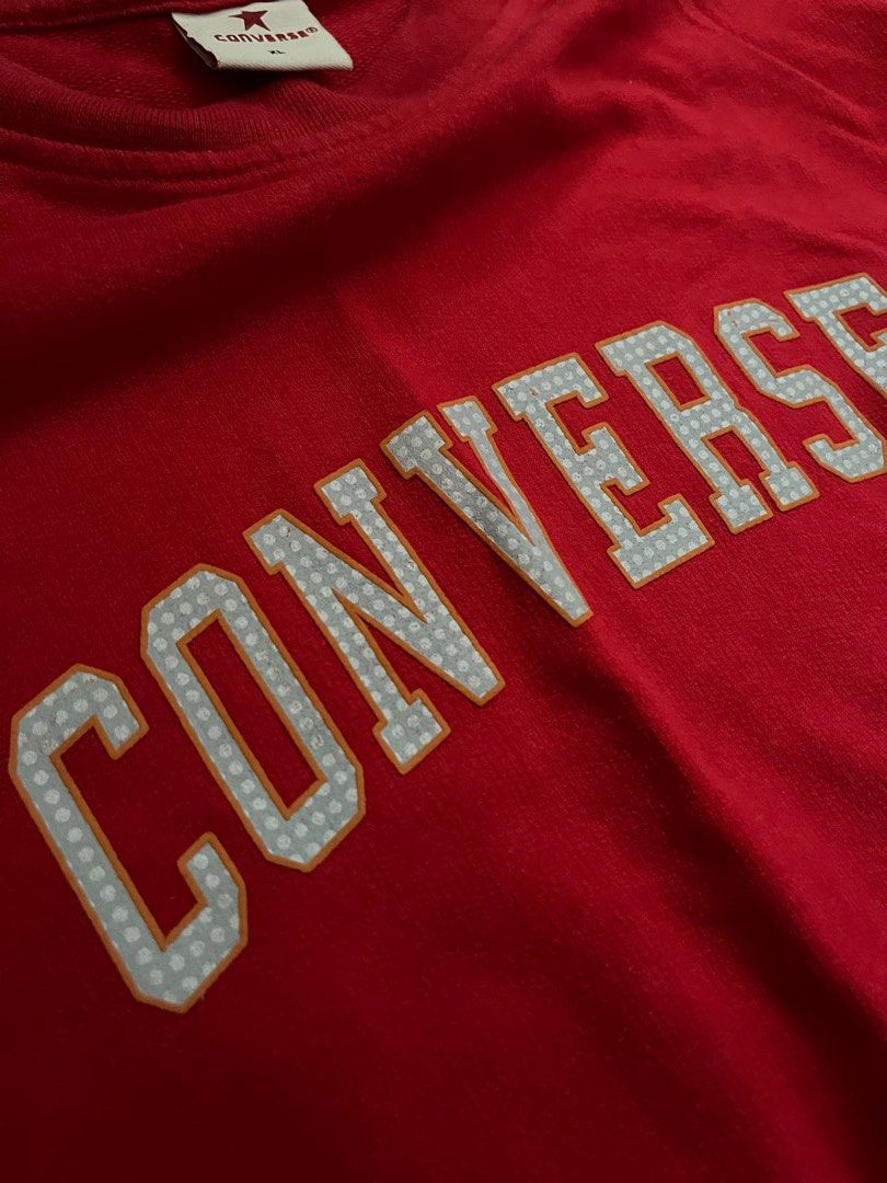 Red sales converse sweatshirt