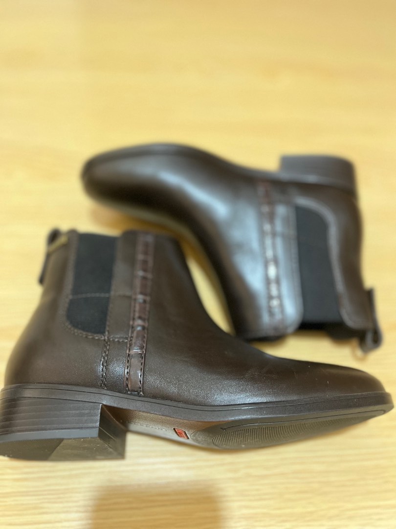 rockport women's waterproof boots