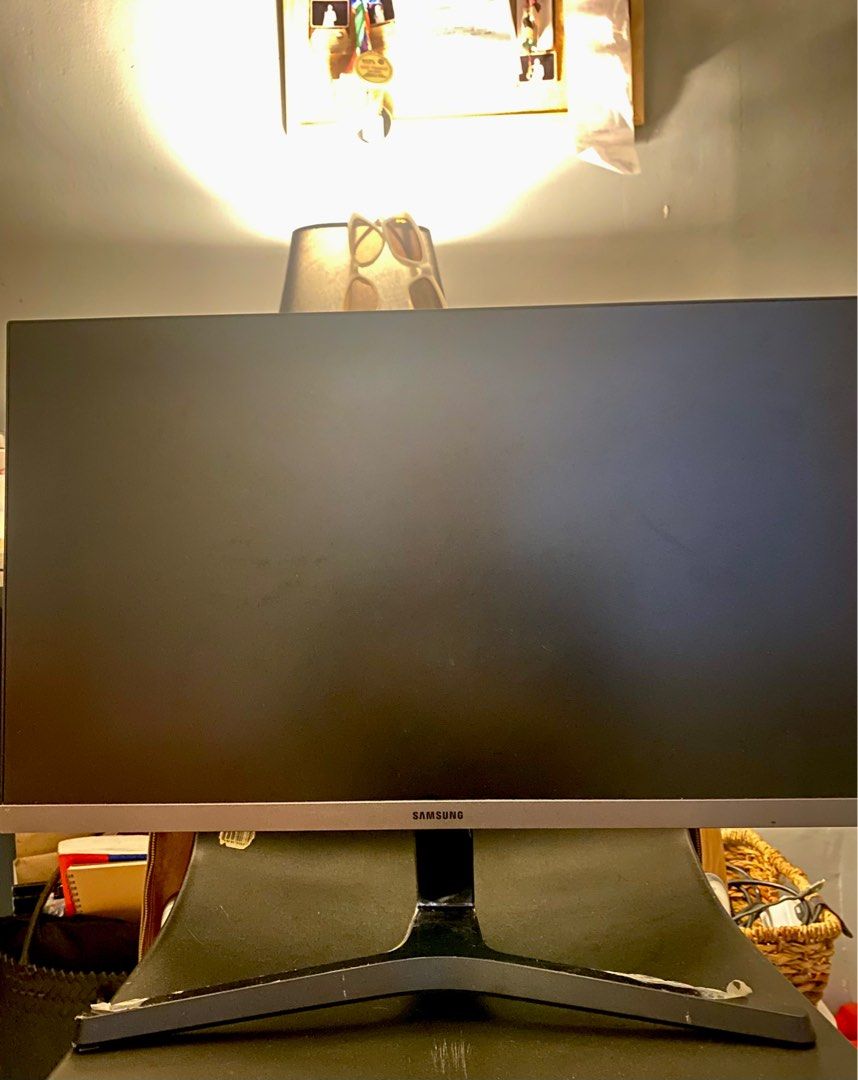 Samsung 24' Monitor, Computers & Tech, Desktops on Carousell