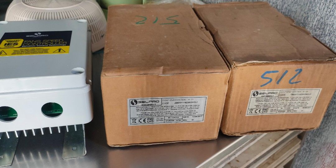 Selpro fans speed controller, Commercial & Industrial, Industrial