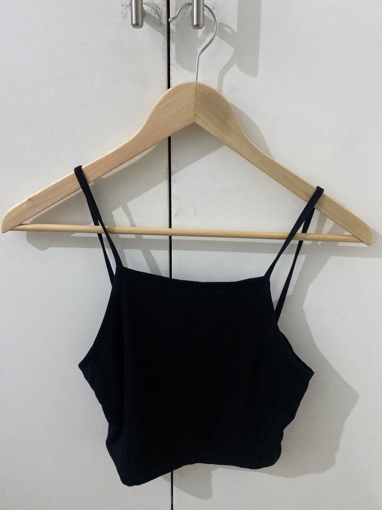 Shein Black Sleeveless Top (Category: Blouses) located in Bacoor. Submitted by decluteringaj (Listing ID 1213168105, Image 1). Description: .