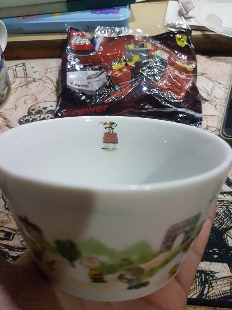 Snoopy peanuts bowl (Category: Dinnerware & Cutlery) located in Caloocan City. Submitted by mackenzie001 (Listing ID 1213097619, Image 2). Description: .
