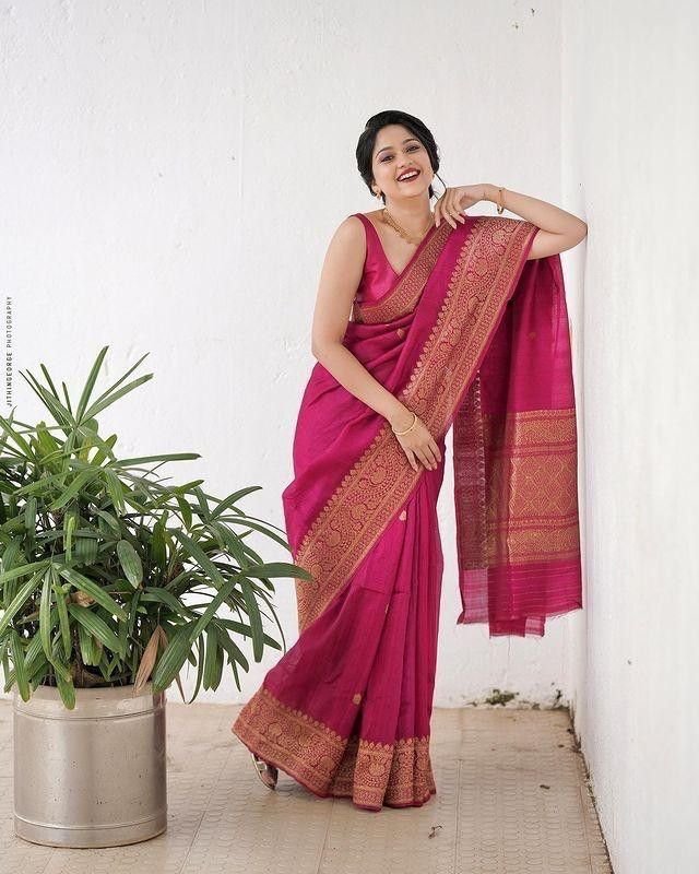 Beautiful Saree for Women Traditional Wear Party Wear Sari Soft Lichi Silk  Sari for Women Saree Designer Saree Weeding Saree 