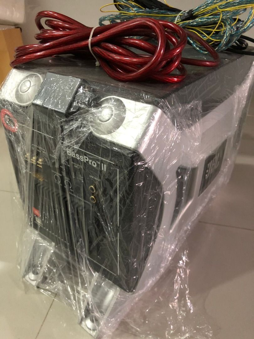 subwoofer aktif JBL BassPro II bisa untuk semua mobil barang rare