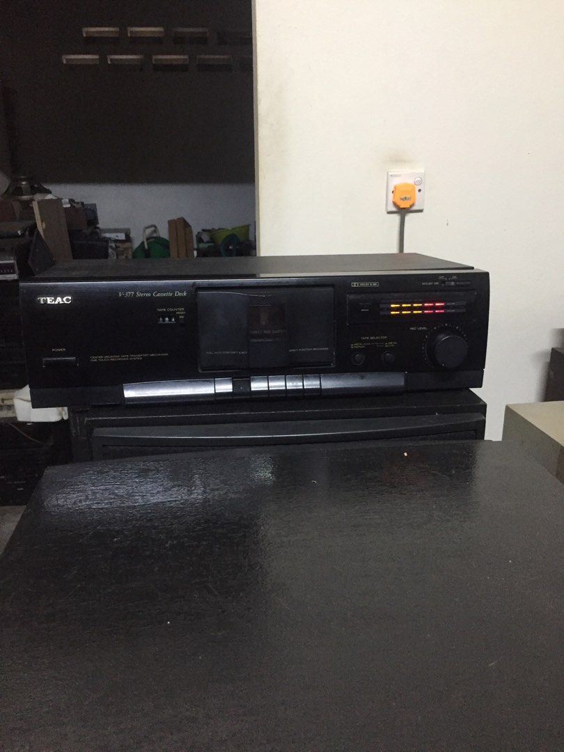 Teac cassettes deck V377, Audio, Other Audio Equipment on Carousell
