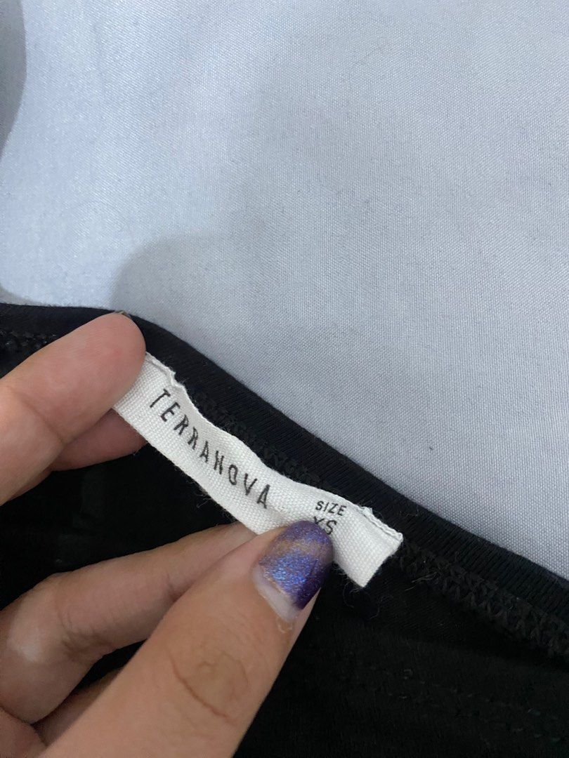 Terranova One Sided Top (Category: Sleeveless) located in Bacoor. Submitted by decluteringaj (Listing ID 1213168887, Image 2). Description: .