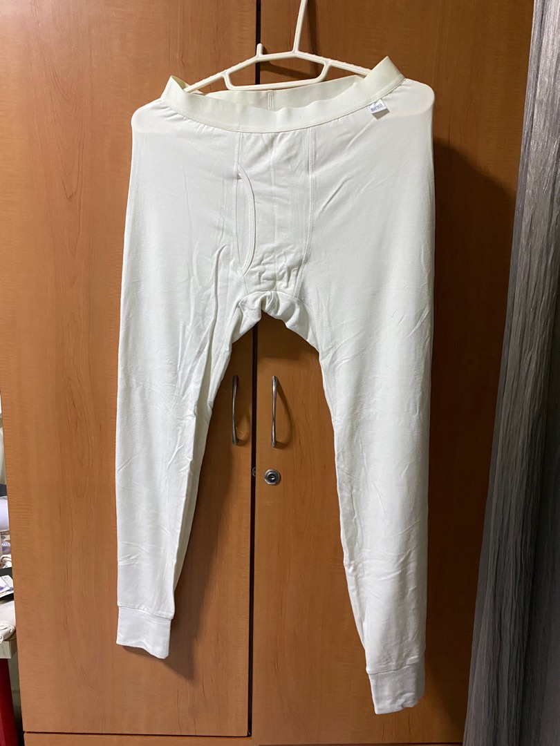 Uniqlo Heattech Extra Warm Leggings for Men (Large)#796, Men's Fashion,  Bottoms, Underwear on Carousell