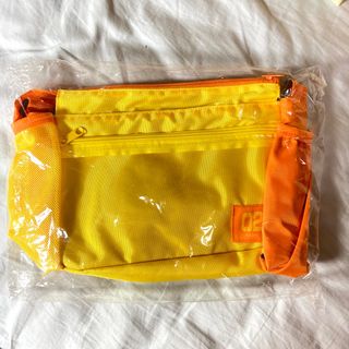 （分類：）位於 。 由 bsuuz 提交（商品編號 1213010380，圖片 1）。簡介： 。