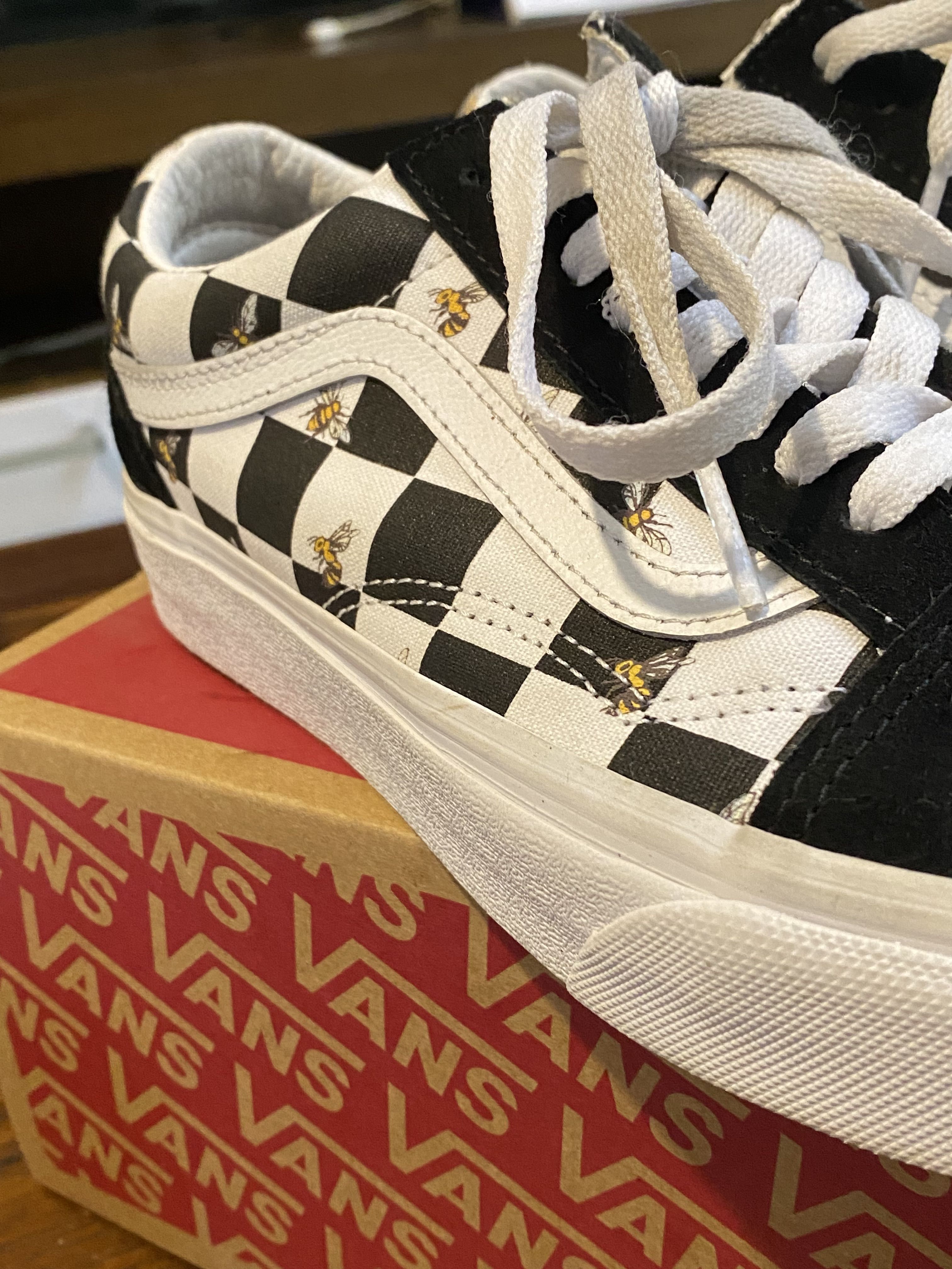 Bees on sale checkerboard vans