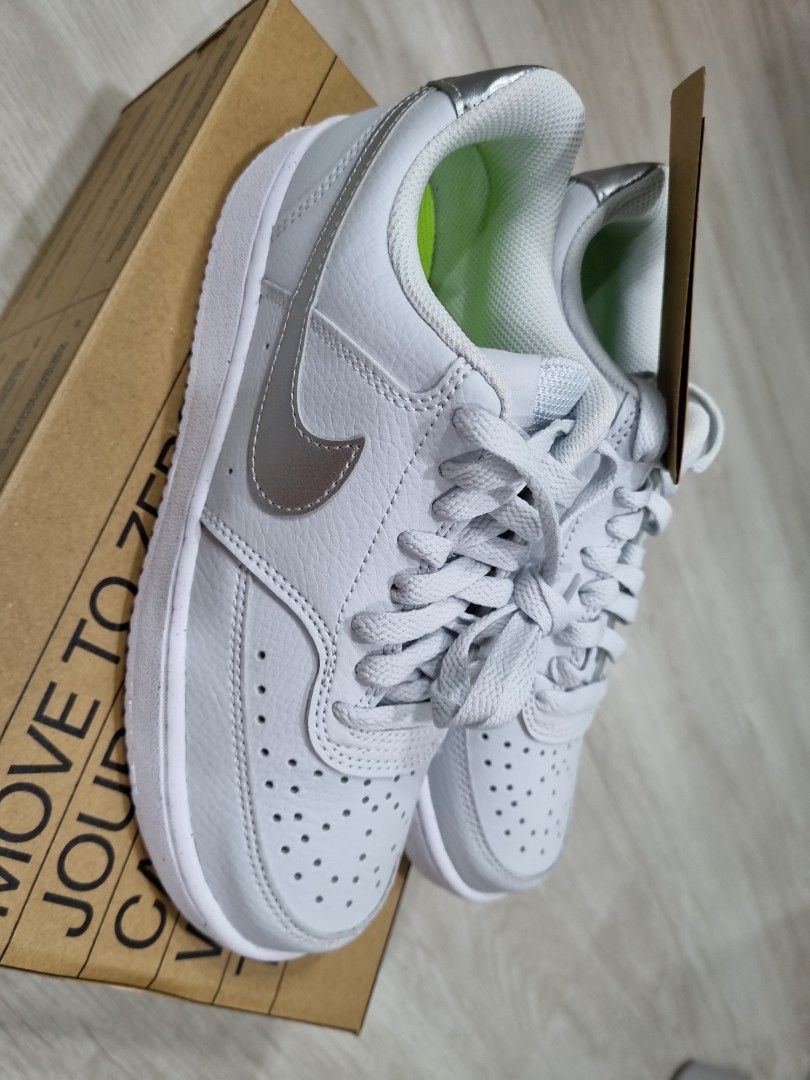 air force 1s vs court vision