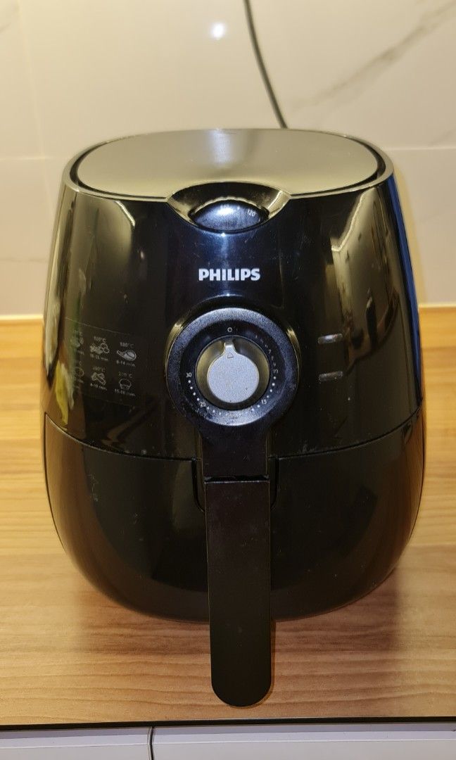 Well Used Philips Air Fryer For Sale, TV & Home Appliances, Kitchen