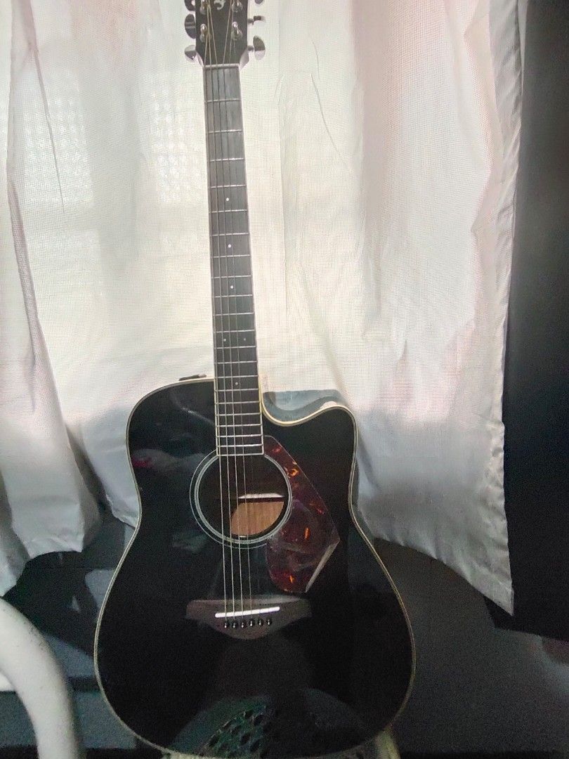 Yamaha FG Series FGX720SCA AcousticElectric Guitar, Hobbies & Toys, Music & Media, Musical