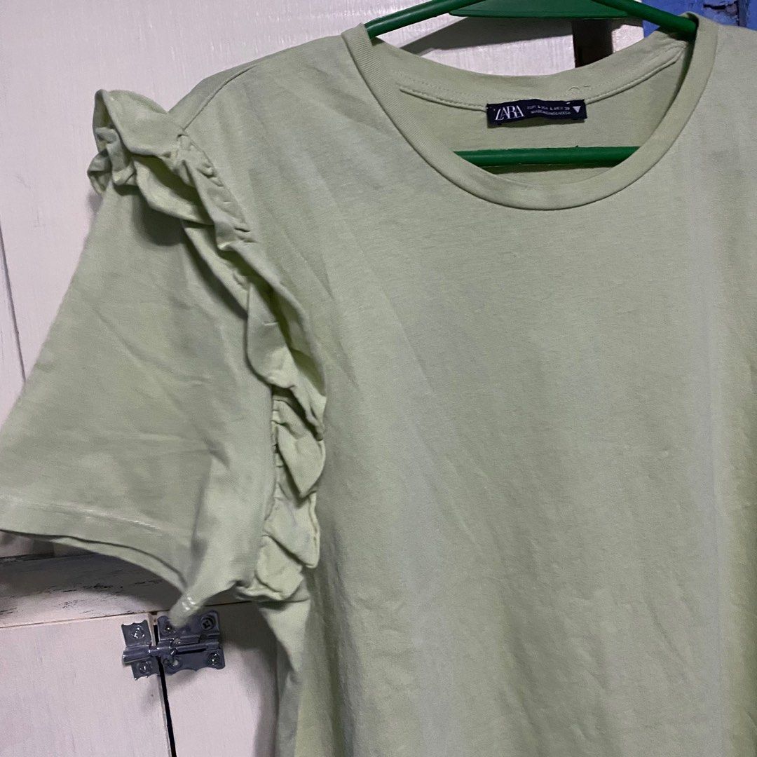 ZARA Sage Green Ruffled Sleeveless Top, Women's Fashion, Tops, Blouses