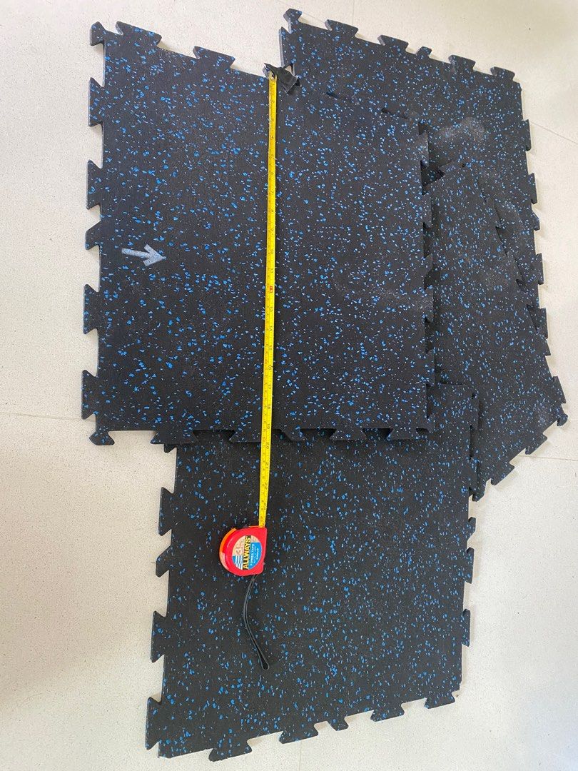 1cm thick rubber mat, Sports Equipment, Exercise & Fitness, Exercise