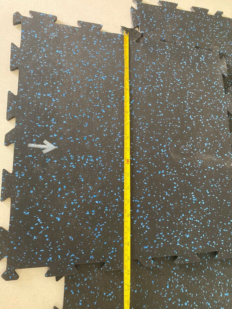 1cm thick rubber mat, Sports Equipment, Exercise & Fitness, Exercise