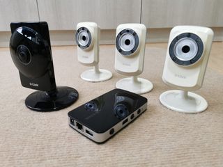 4pcs D-link CCTV + 1 recorder - easy installation.