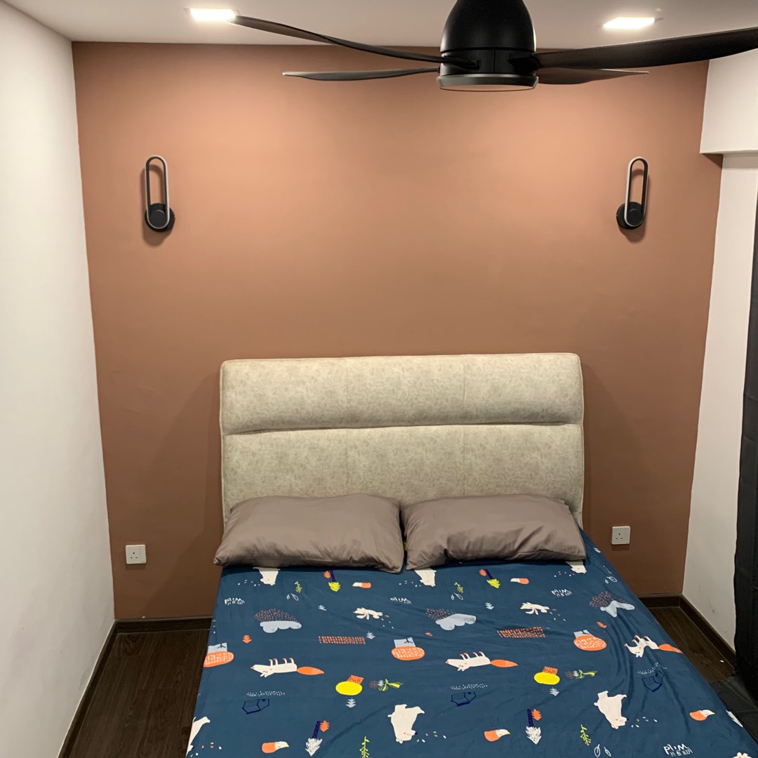 (Category: ) located in . Submitted by r________84 (Listing ID 1213257693, Image 1). Description: .