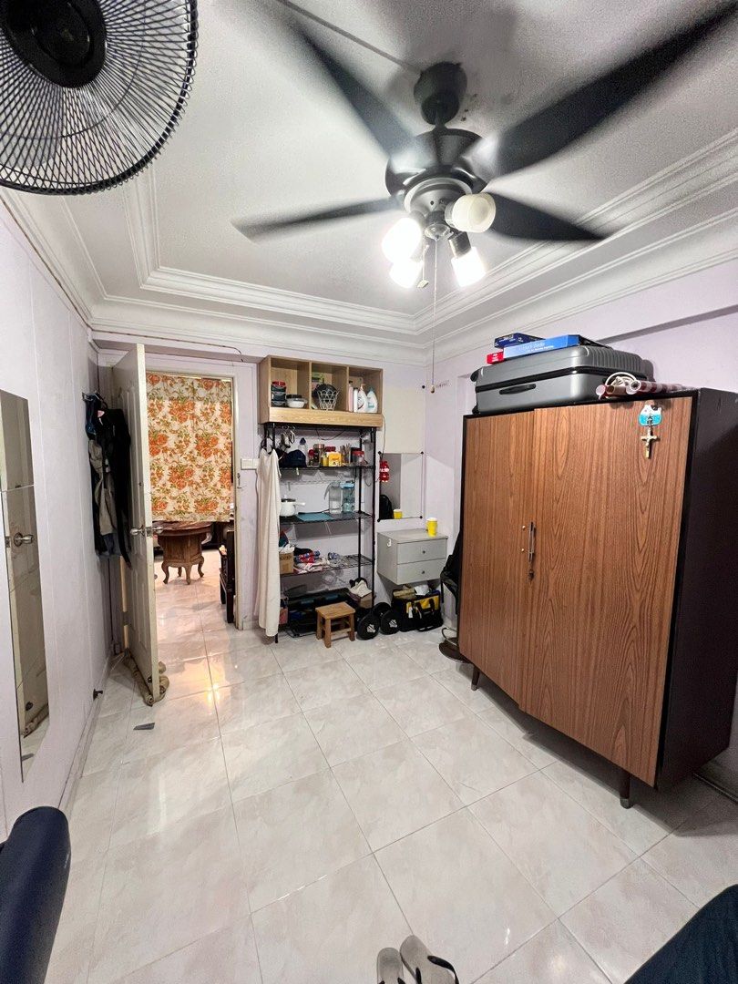 705 Jurong West Street 71 near pioneer mrt, Property, Rentals, Room