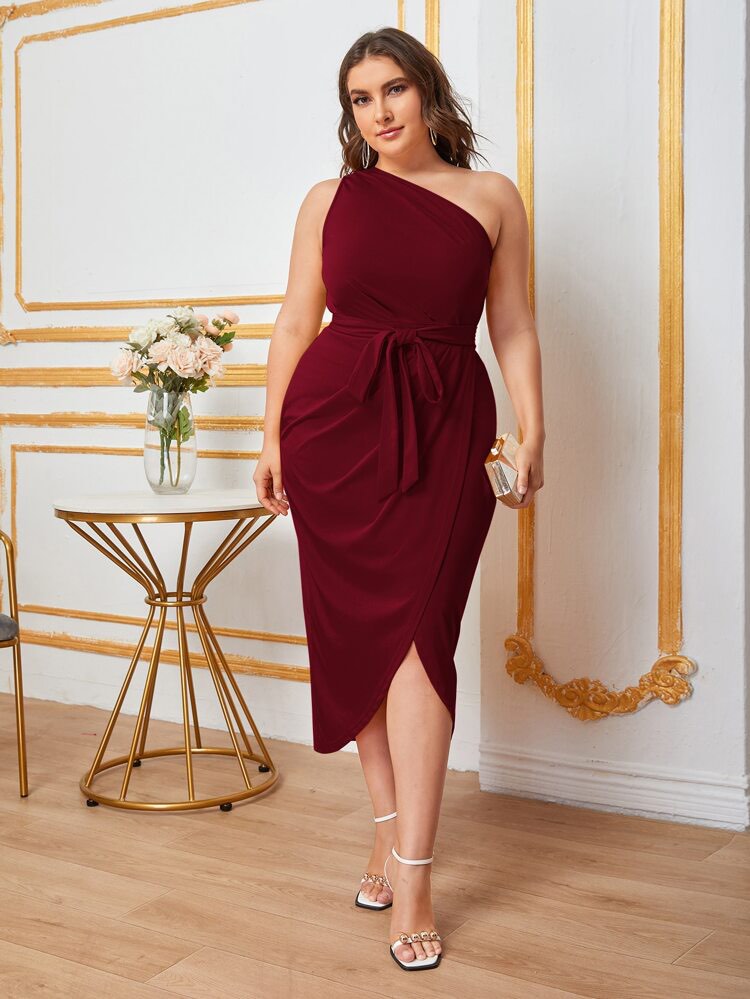 SHEIN Modely Plus Tulip Hem Ruched Front Satin Dress  Cocktail dress  classy, Black dresses classy, Cocktail dress classy evening