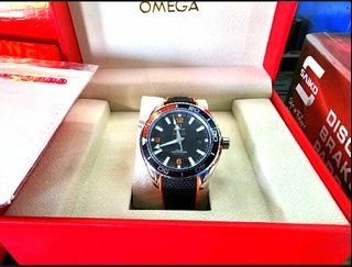 (Category: ) located in . Submitted by WatchSellerxz (Listing ID 1213311419, Image 1). Description: .