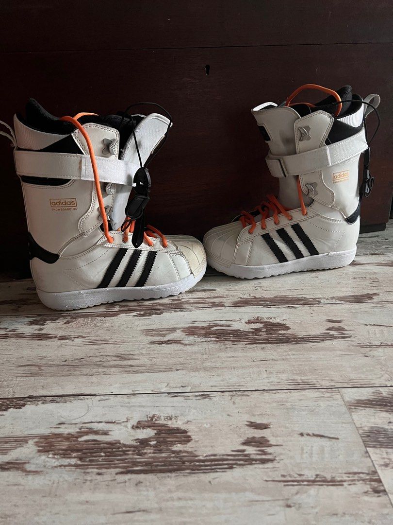 Superstar snowboard deals boots review