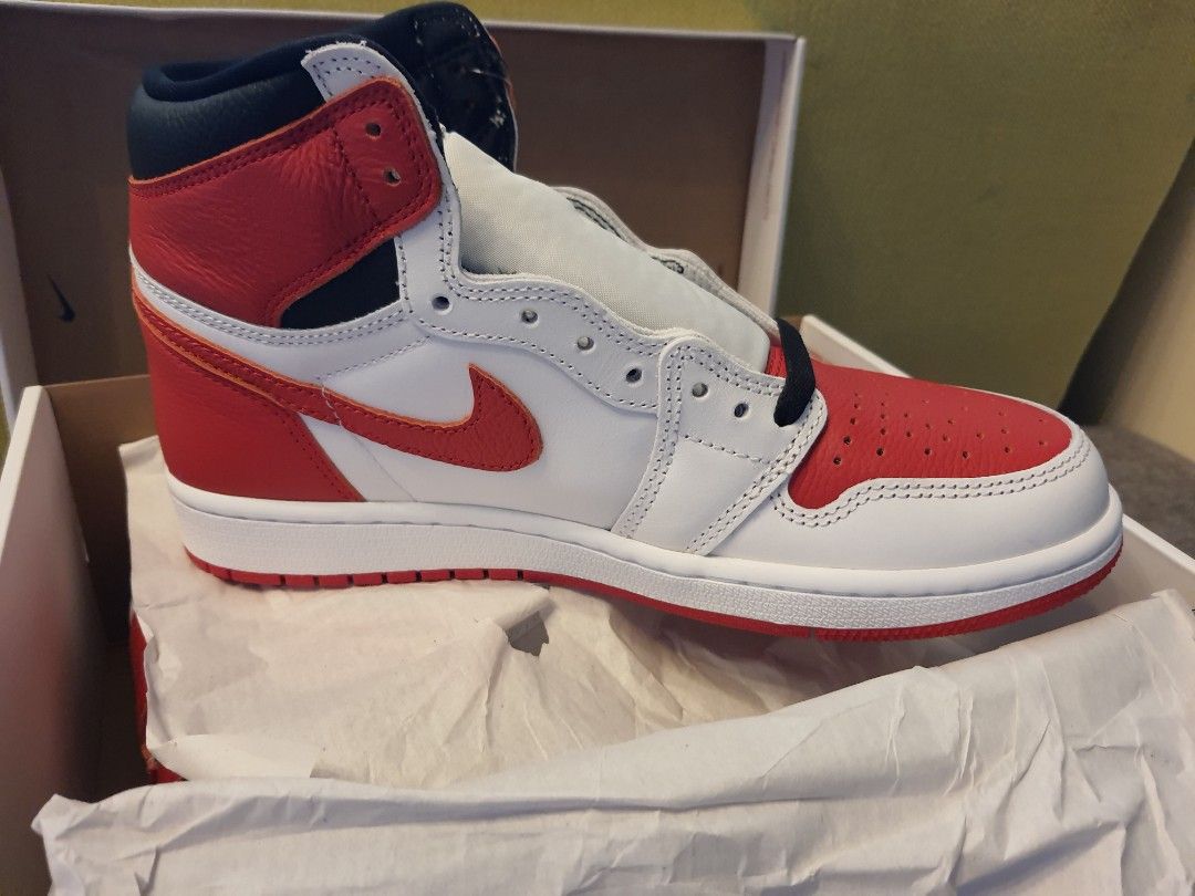 aj1 white university red