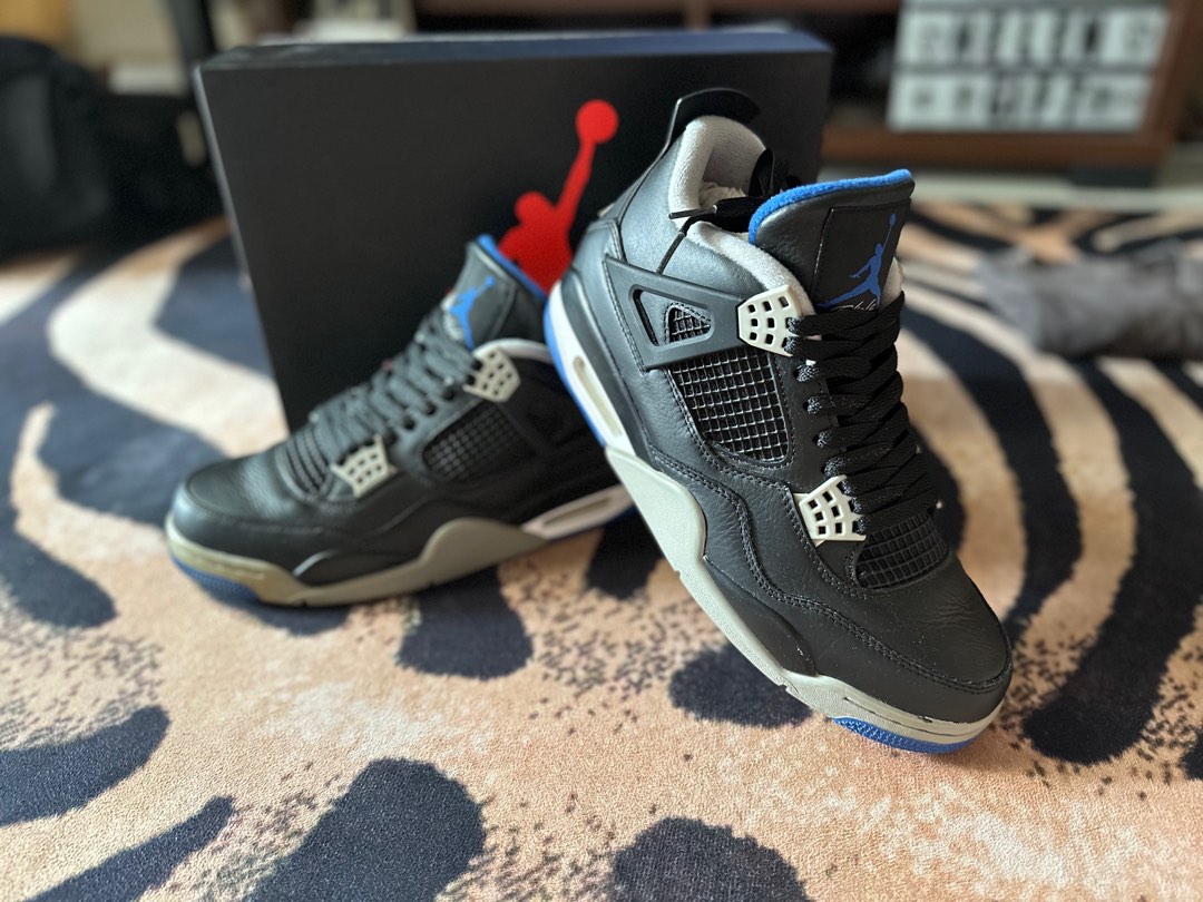retro 4's men