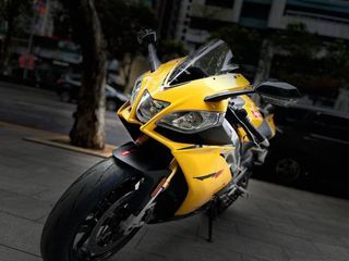 Aprilia RSV4 RR 超多改裝 小資族二手重機買賣