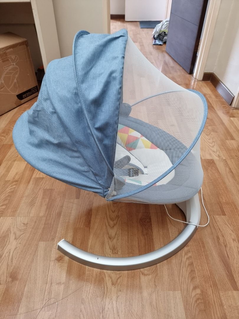 Automatic cradle rocker clearance