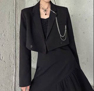 black cropped suit blazer