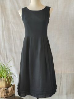 (Category: ) located in . Submitted by RKsWardrobe (Listing ID 1213332763, Image 1). Description: .