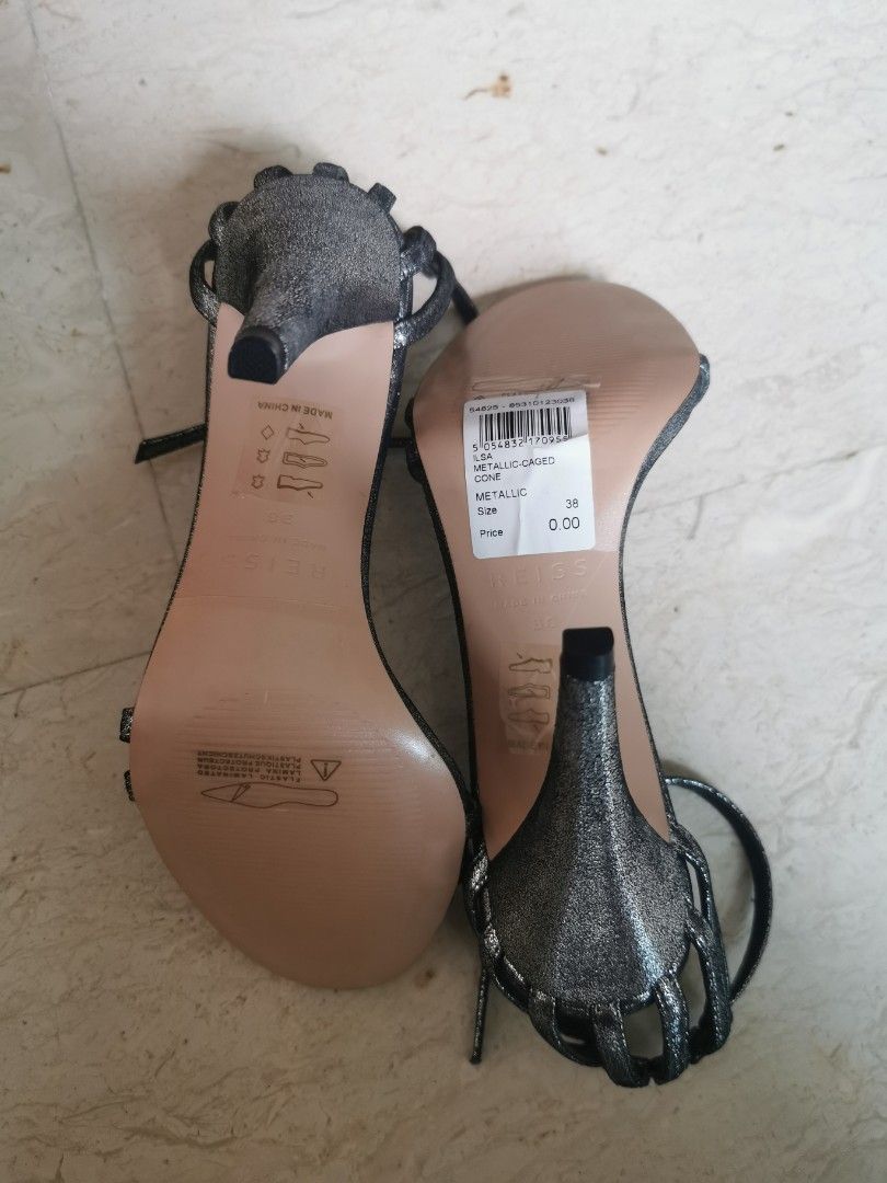BNWT REISS silver heels