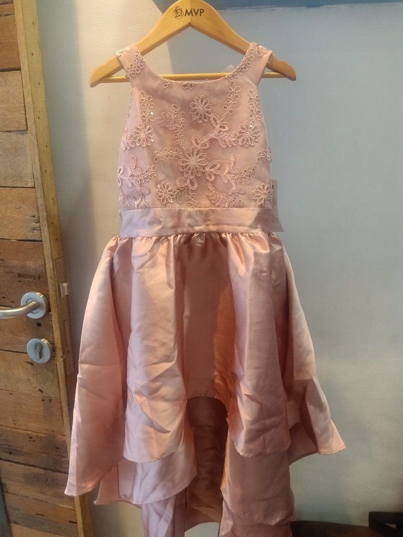 Bonnie Jean Gown Size 8 (Category: Babies & Kids Fashion) located in Manila. Submitted by warmfire.3fd685 (Listing ID 1213256007, Image 3). Description: brandnew with tag size 8 (may fit 7-8 yo) color: blush pink perfect for 7th bday or kids formal for wedding shipping c/o buyer location: QC pyment: gcash or bank.