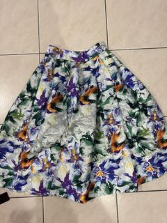 BUNDLE 2x H&M Floral Flared Skirts Size US 4