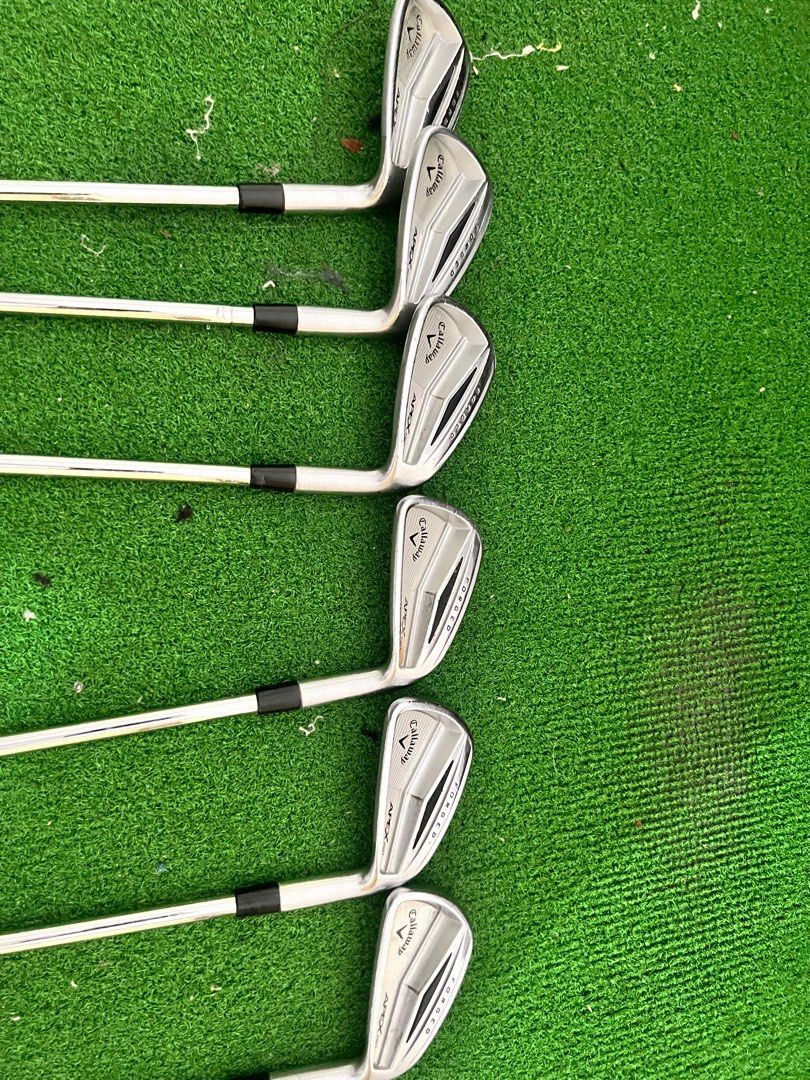 Callaway Irons + 3 FW, Sports Equipment, Sports & Games, Golf on Carousell