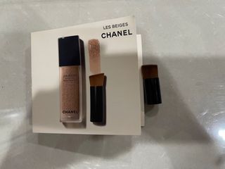 CHANEL+LES+BEIGES+Water-Fresh+Tint+Foundation+0.9ml+with+miniature+Brush  for sale online