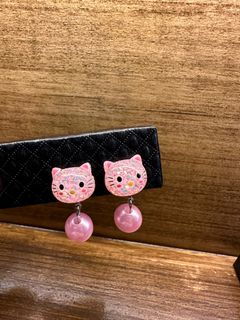(Category: ) located in . Submitted by mariaaina (Listing ID 1213227756, Image 1). Description: .