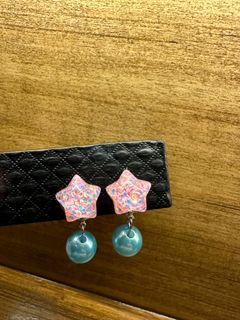 (Category: ) located in . Submitted by mariaaina (Listing ID 1213228055, Image 1). Description: .