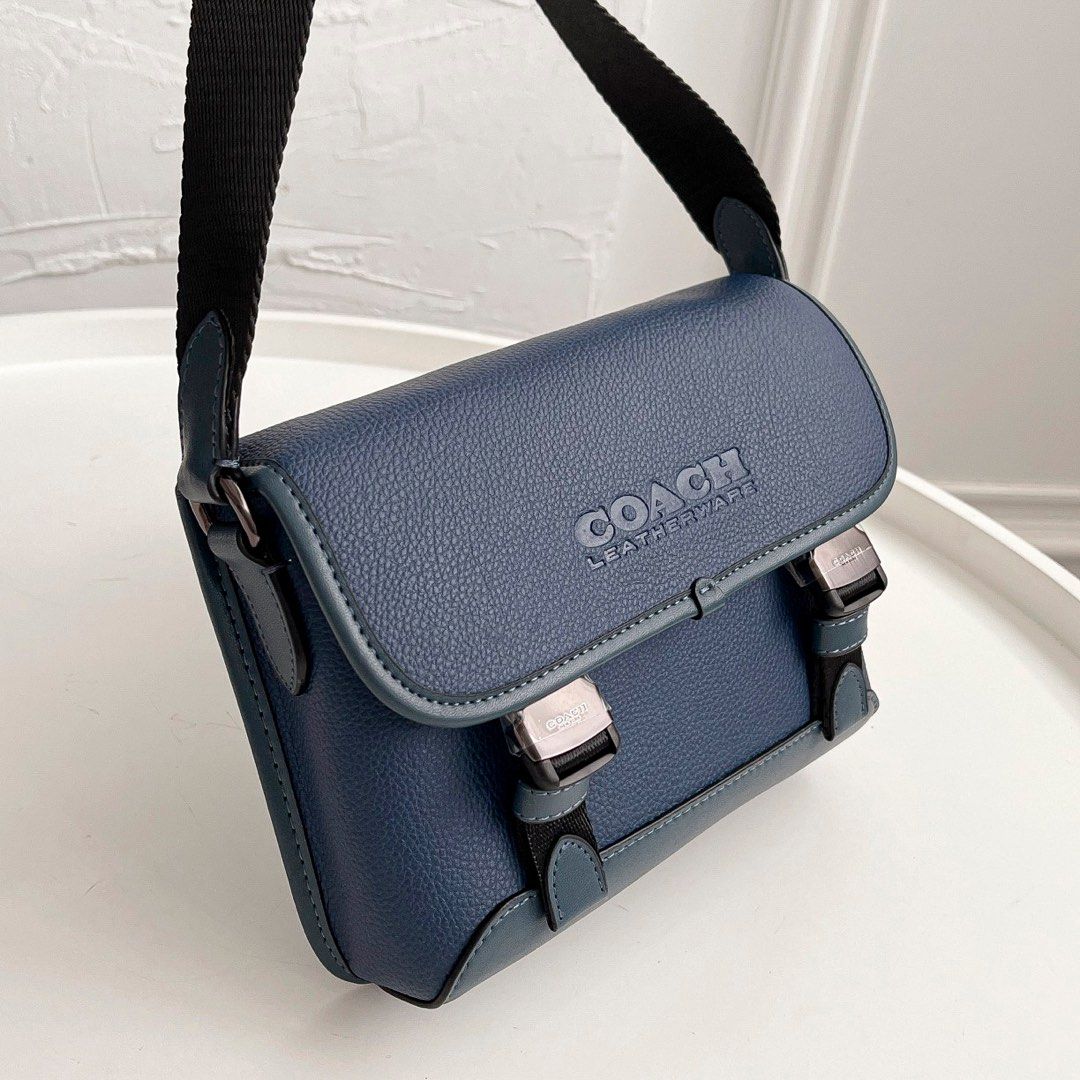 Coach latest sale design sling bag