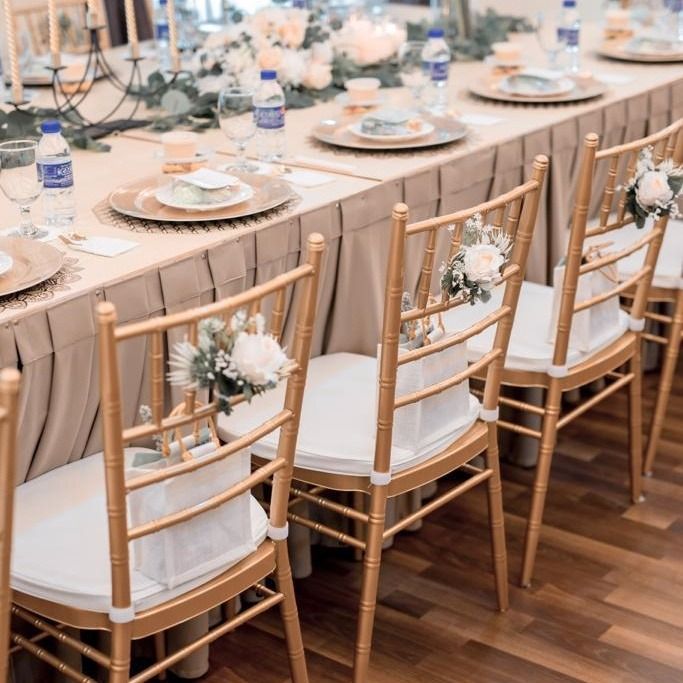 Rose gold chiavari 2024 chairs