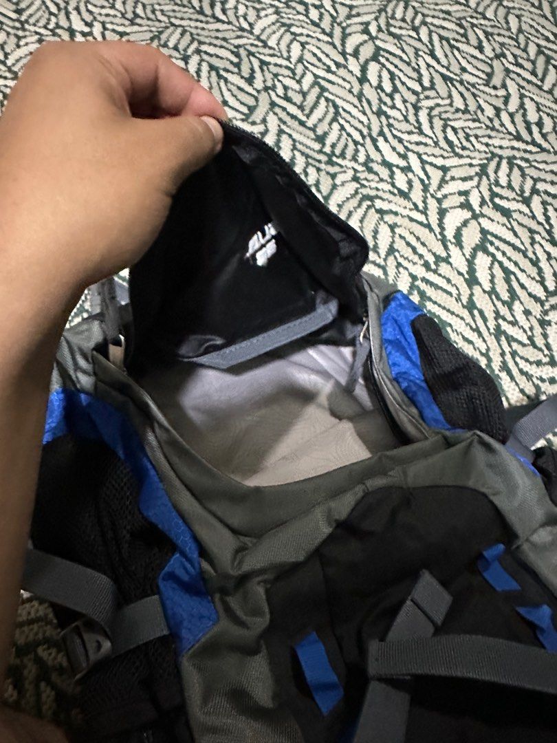 Deuter Sub 28 Black Ocean Men s Fashion Bags Backpacks on Carousell