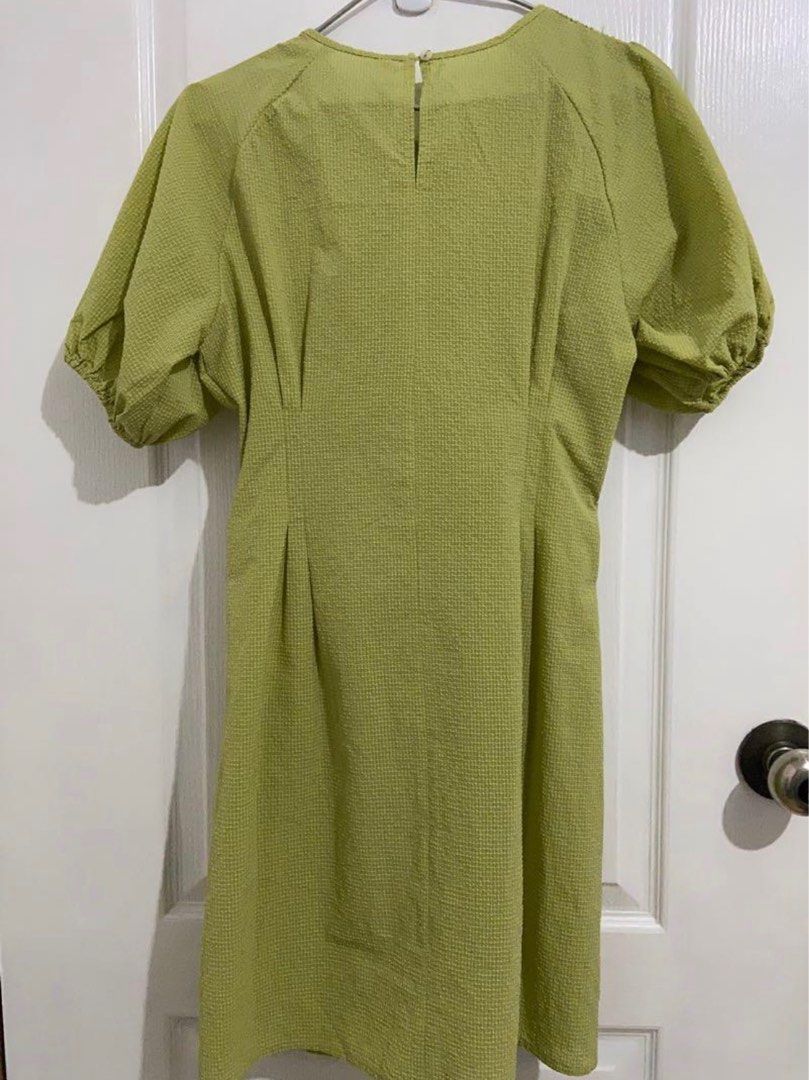 Dress (Category: Dresses) located in Imus. Submitted by a_bys (Listing ID 1213301535, Image 3). Description: .