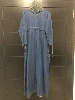 Dress blue jeans ld 82